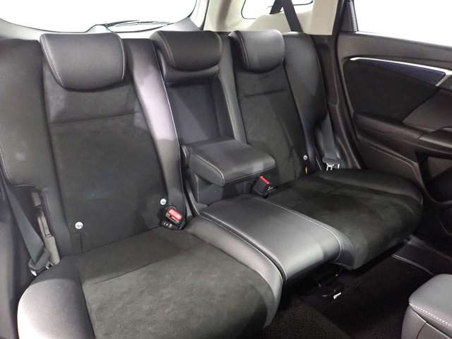 ホンダ シャトル １．５ ハイブリッド Ｘ ホンダセンシング R1年 (関東) 99