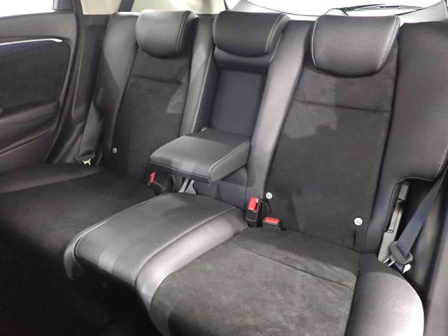 ホンダ シャトル １．５ ハイブリッド Ｘ ホンダセンシング R1年 (関東) 99