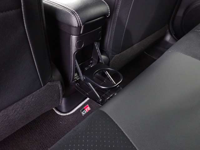 トヨタ アクア １．５ Ｇ ＧＲスポーツ １７インチパッケージ H30年 (関東) 99