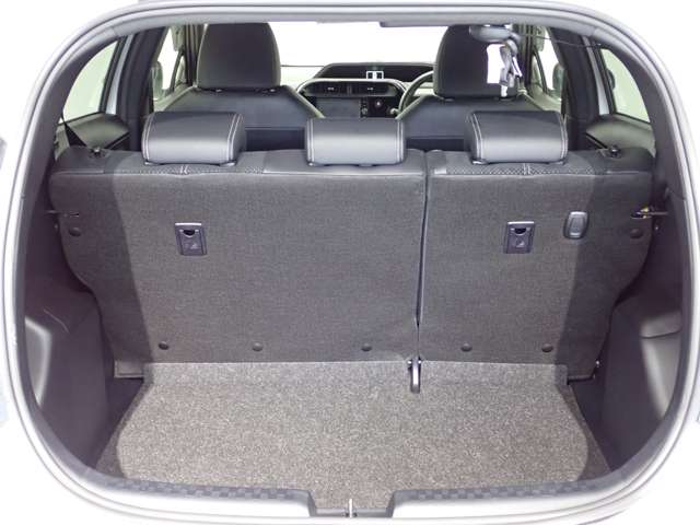 トヨタ アクア １．５ Ｇ ＧＲスポーツ １７インチパッケージ H30年 (関東) 99