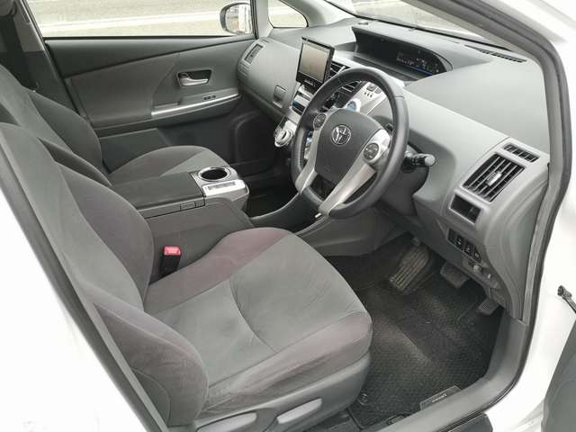 トヨタ プリウスΑ １．８ Ｓ ツーリングセレクション H23年 () 99