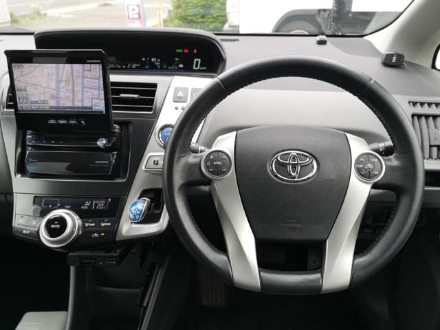 トヨタ プリウスΑ １．８ Ｓ ツーリングセレクション H23年 () 99