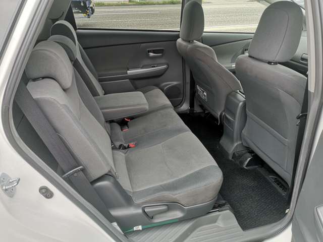 トヨタ プリウスΑ １．８ Ｓ ツーリングセレクション H23年 () 99