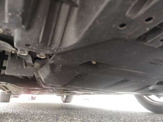 トヨタ プリウスΑ １．８ Ｓ ツーリングセレクション H23年 () 99