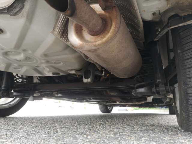 トヨタ プリウスΑ １．８ Ｓ ツーリングセレクション H23年 () 99