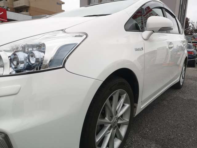 トヨタ プリウスΑ １．８ Ｓ ツーリングセレクション H23年 () 99