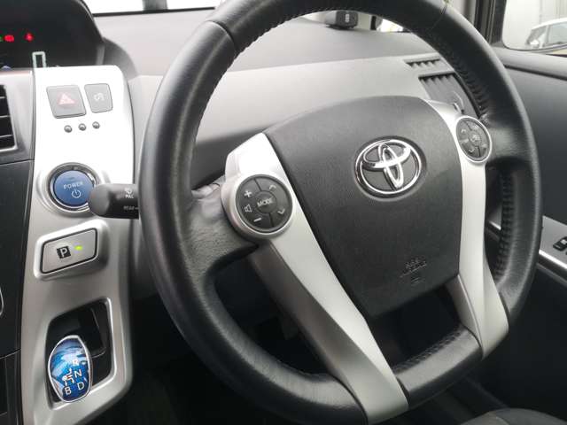 トヨタ プリウスΑ １．８ Ｓ ツーリングセレクション H23年 () 99