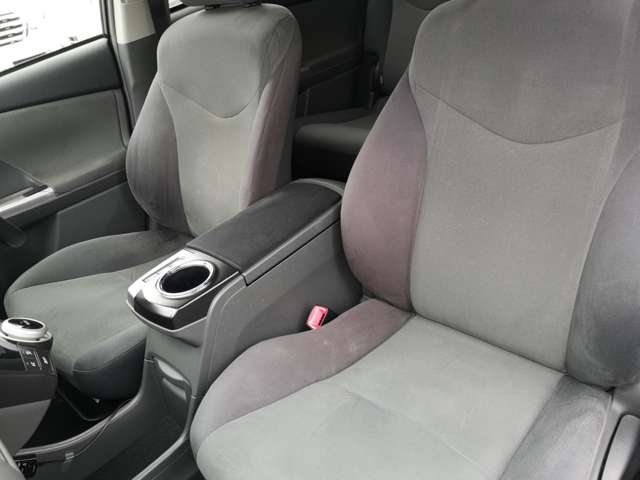 トヨタ プリウスΑ １．８ Ｓ ツーリングセレクション H23年 () 99