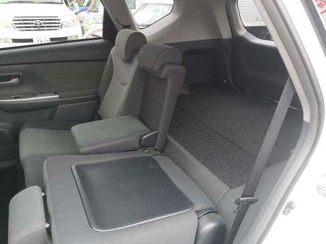 トヨタ プリウスΑ １．８ Ｓ ツーリングセレクション H23年 () 99