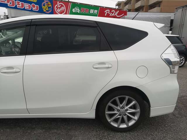 トヨタ プリウスΑ １．８ Ｓ ツーリングセレクション H23年 () 99