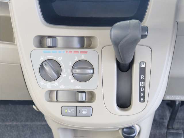 ダイハツ ムーヴ ６６０ Ｌ ＳＡ H25年 (中国) 99