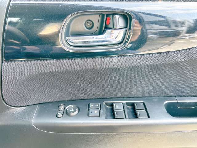 ホンダ Ｎ　ＢＯＸ ６６０ カスタムＧ Ｌパッケージ H24年 (九州・沖縄) 99