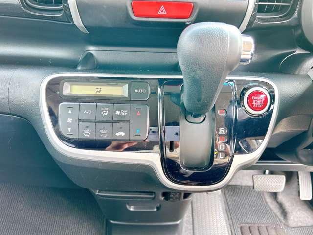 ホンダ Ｎ　ＢＯＸ ６６０ カスタムＧ Ｌパッケージ H24年 (九州・沖縄) 99