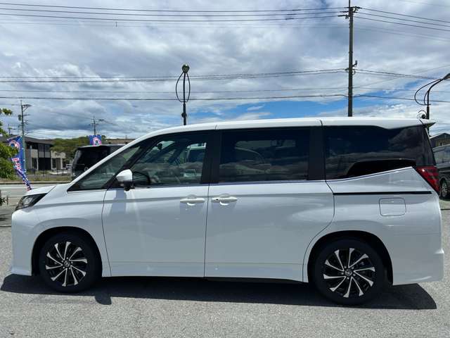 トヨタ ノア １．８ ハイブリッド Ｚ R7年 (九州・沖縄) 99