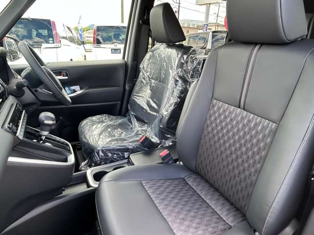 トヨタ ノア １．８ ハイブリッド Ｚ R7年 (九州・沖縄) 99