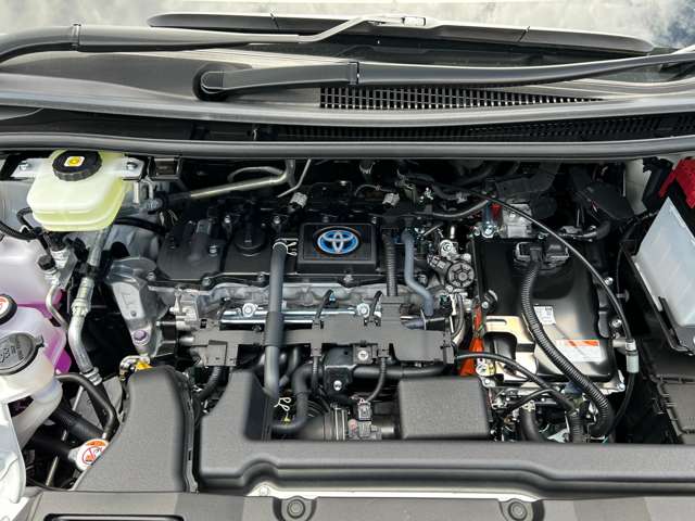 トヨタ ノア １．８ ハイブリッド Ｚ R7年 (九州・沖縄) 99