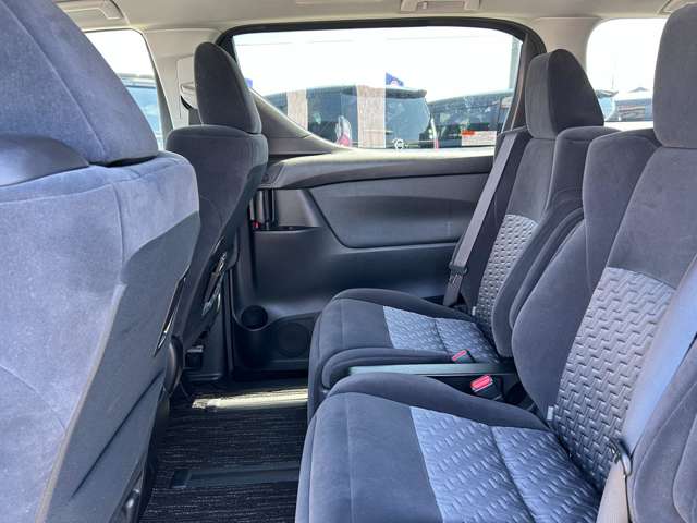 トヨタ ヴェルファイア ２．５ Ｚ Ａエディション H29年 (九州・沖縄) 99