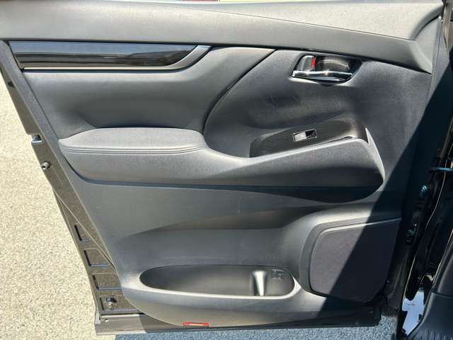 トヨタ ヴェルファイア ２．５ Ｚ Ａエディション H29年 (九州・沖縄) 99