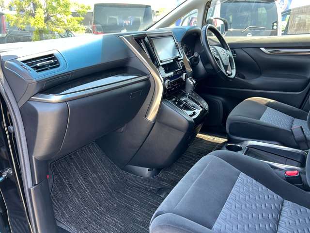 トヨタ ヴェルファイア ２．５ Ｚ Ａエディション H29年 (九州・沖縄) 99