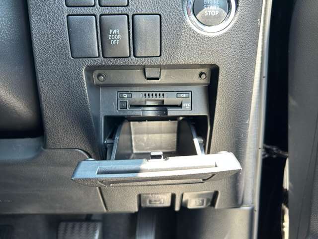 トヨタ ヴェルファイア ２．５ Ｚ Ａエディション H29年 (九州・沖縄) 99