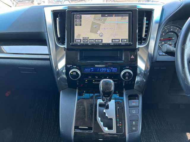 トヨタ ヴェルファイア ２．５ Ｚ Ａエディション H29年 (九州・沖縄) 99