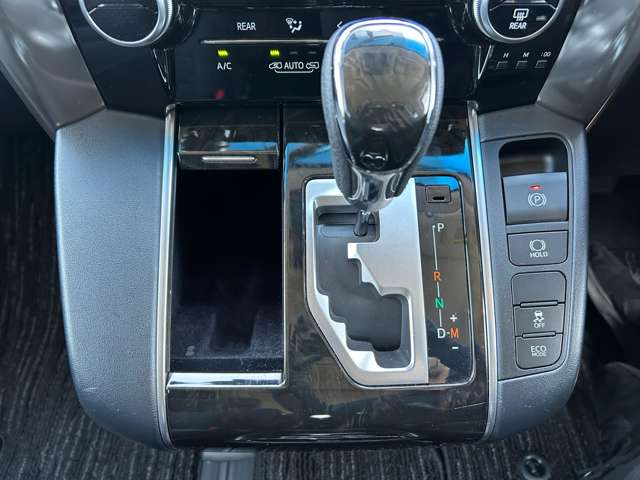 トヨタ ヴェルファイア ２．５ Ｚ Ａエディション H29年 (九州・沖縄) 99