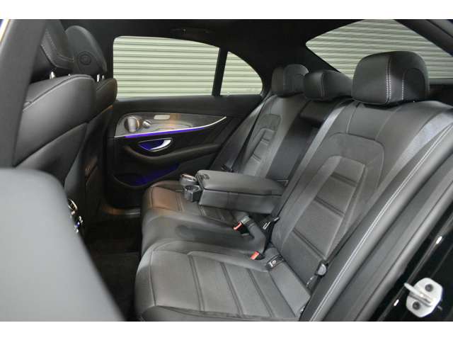 ＡＭＧ Ｅクラス Ｅ５３ ４マチックプラス （ＩＳＧ搭載モデル） ４ＷＤ R1年 (関東) 99