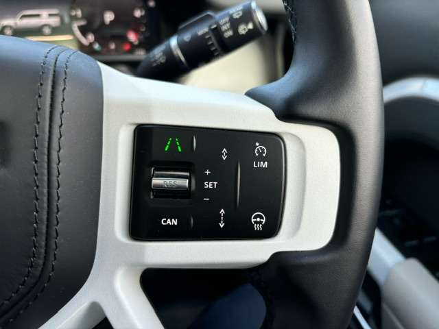 ランドローバー ディフェンダー １３０ ローンチ エディション ディーゼルターボ ４ＷＤ R5年 (北海道) 99