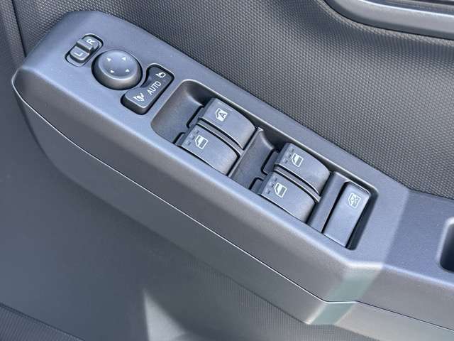 ダイハツ タフト ６６０ Ｇ ダーククロム ベンチャー R7年 (東海) 99