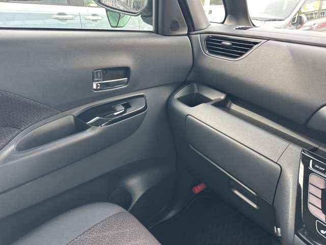 三菱 ｅＫクロス　スペース ６６０ Ｇ R4年 (東海) 99