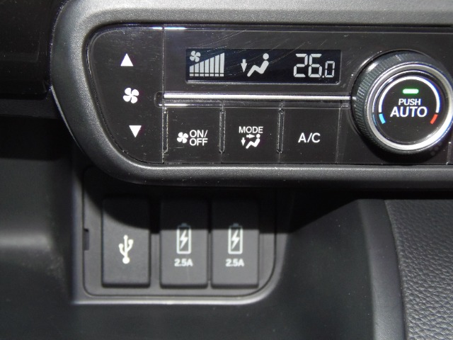 ホンダ Ｎ　ＢＯＸ カスタム ６６０ Ｇ Ｌ ホンダセンシング R2年 (東海) 99