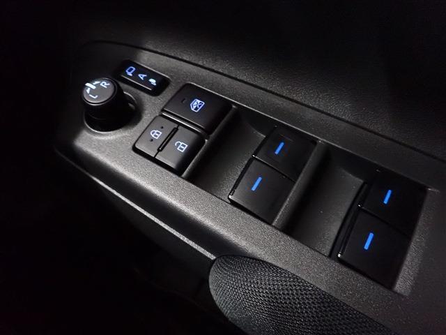 トヨタ シエンタ　ハイブリッド ハイブリッド １．５ Ｇ R6年 (関東) 99