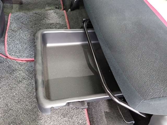 トヨタ パッソ １．０ モーダ Ｓ H28年 (関東) 99