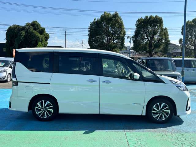 日産 セレナ １．２ Ｅ－ＰＯＷＥＲ ハイウェイスター Ｖ R2年 (九州・沖縄) 99