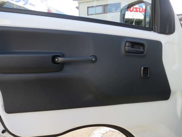 三菱 ミニキャブトラック ６６０ Ｍ ４ＷＤ R7年 (関東) 99