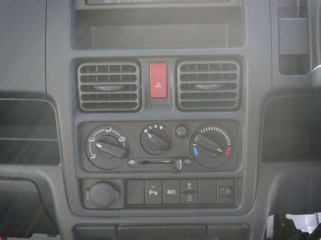 三菱 ミニキャブトラック ６６０ Ｍ ４ＷＤ R7年 (関東) 99