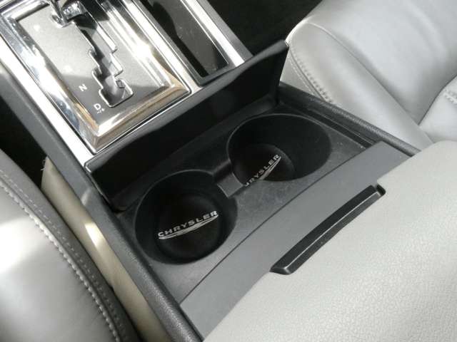 クライスラー ３００Ｃ ５．７　ＨＥＭＩ H17年 (関東) 99