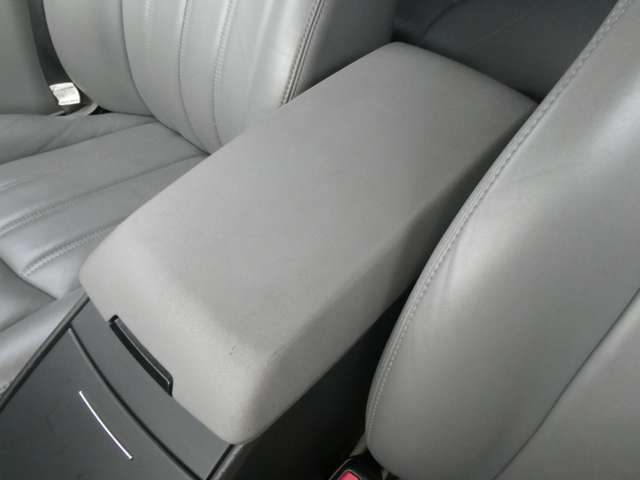 クライスラー ３００Ｃ ５．７　ＨＥＭＩ H17年 (関東) 99