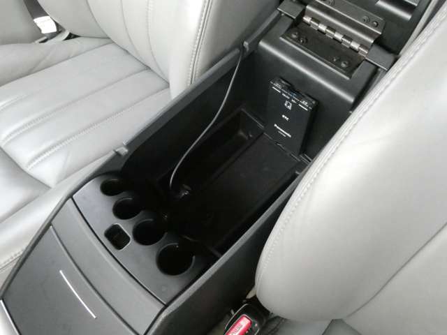 クライスラー ３００Ｃ ５．７　ＨＥＭＩ H17年 (関東) 99