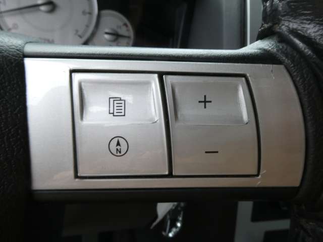 クライスラー ３００Ｃ ５．７　ＨＥＭＩ H17年 (関東) 99