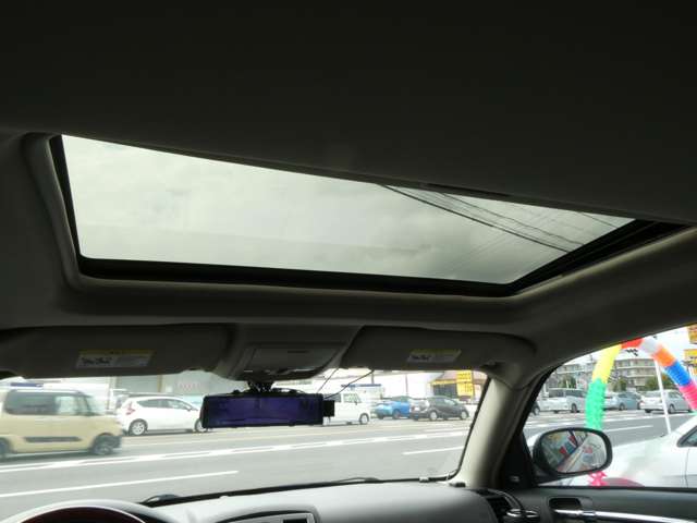 クライスラー ３００Ｃ ５．７　ＨＥＭＩ H17年 (関東) 99