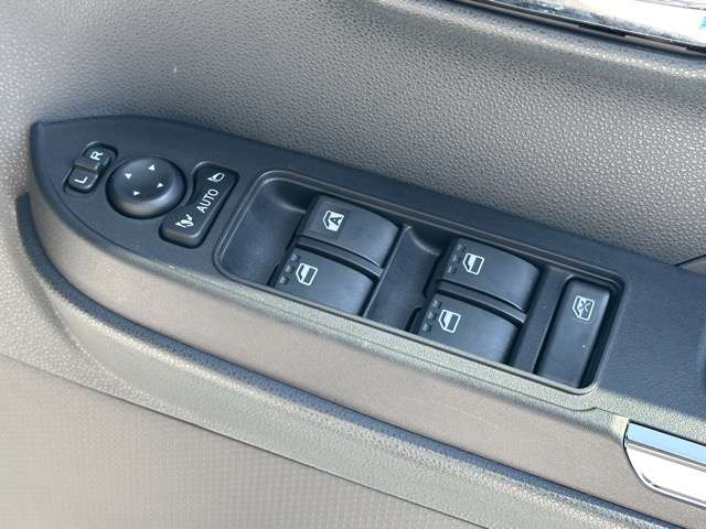 ダイハツ タント ６６０ カスタム Ｘ R5年 (東海) 99