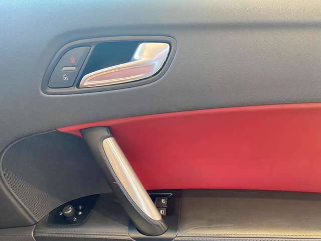 アウディ ＴＴロードスター ２．０ ＴＦＳＩ H19年 (九州・沖縄) 99