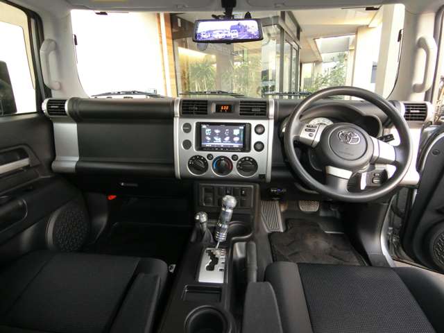 トヨタ ＦＪ　クルーザー ４．０ ４ＷＤ H23年 (中国) 99