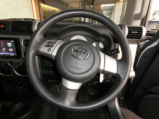 トヨタ ＦＪ　クルーザー ４．０ ４ＷＤ H23年 (中国) 99