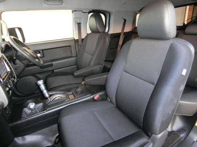 トヨタ ＦＪ　クルーザー ４．０ ４ＷＤ H23年 (中国) 99