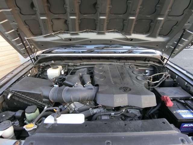 トヨタ ＦＪ　クルーザー ４．０ ４ＷＤ H23年 (中国) 99