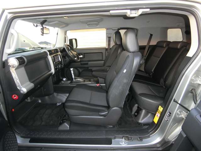 トヨタ ＦＪ　クルーザー ４．０ ４ＷＤ H23年 (中国) 99