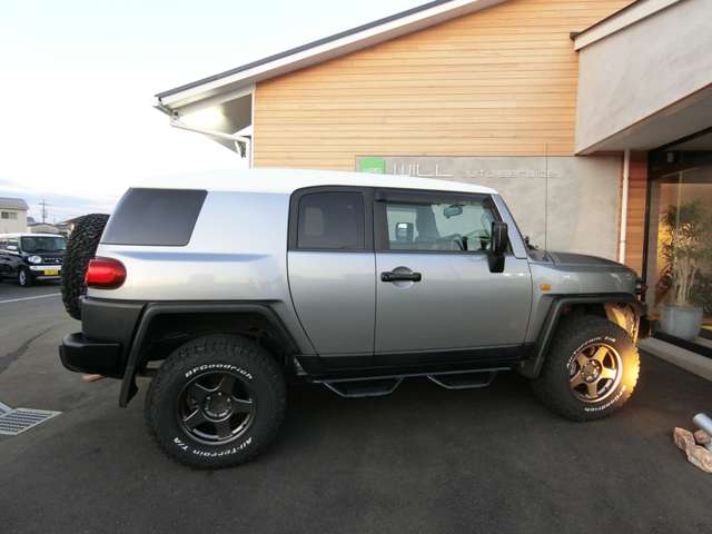 トヨタ ＦＪ　クルーザー ４．０ ４ＷＤ H23年 (中国) 99