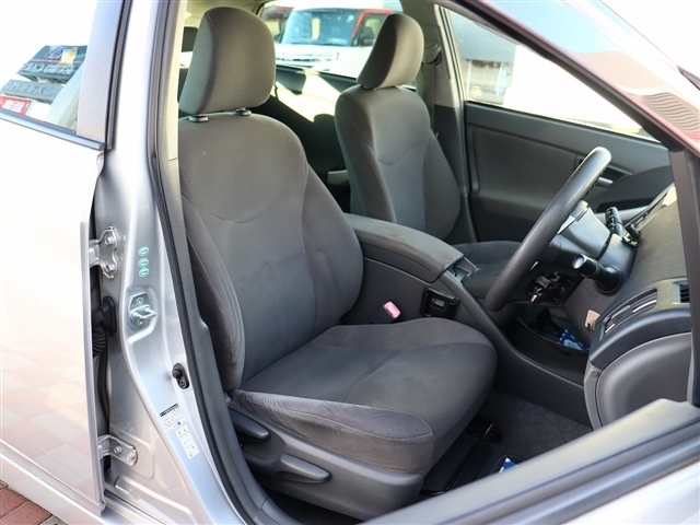 トヨタ プリウス １．８ Ｓ H24年 (関東) 99